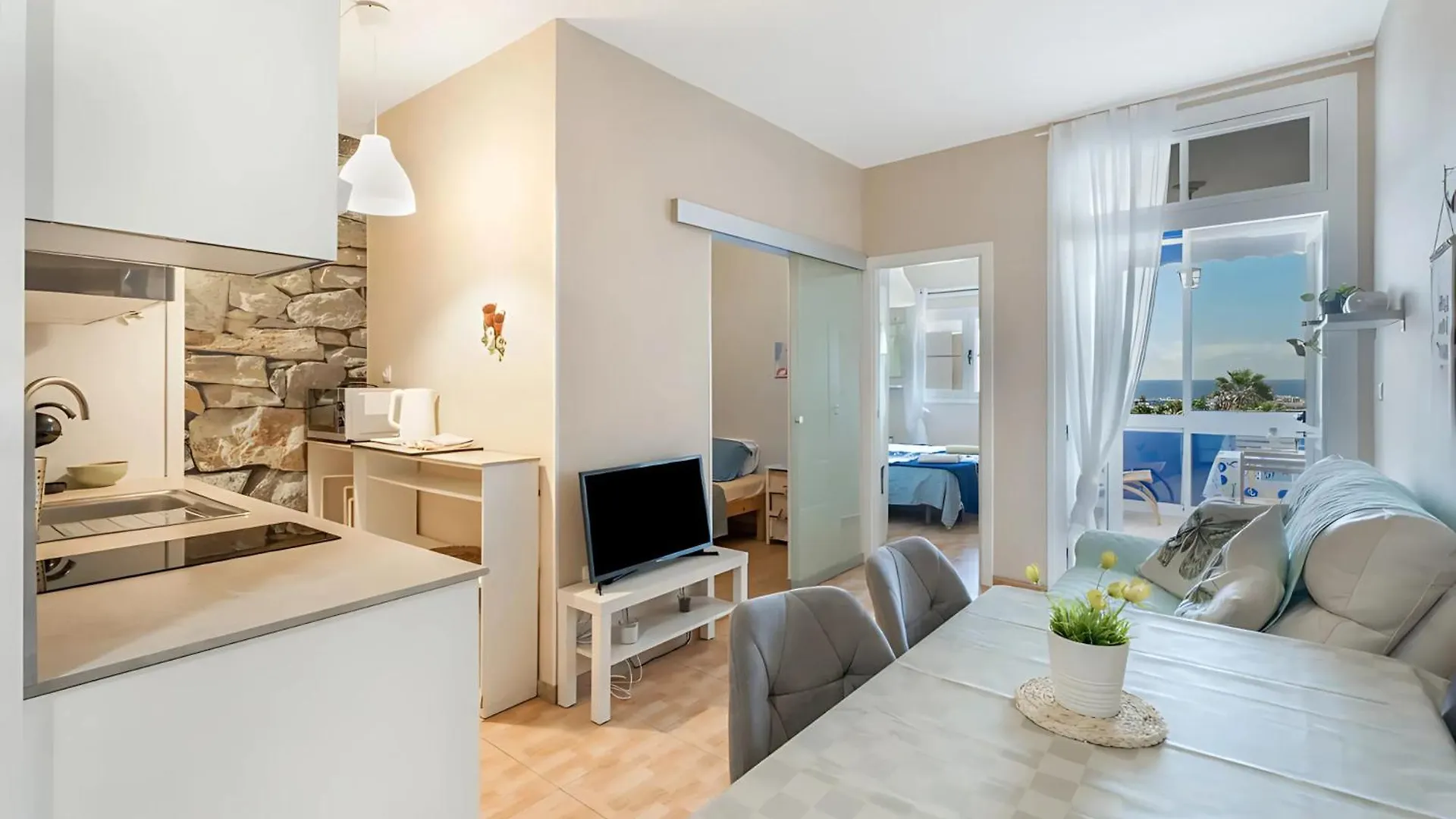 Precioso Apartamento En Los Cristianos